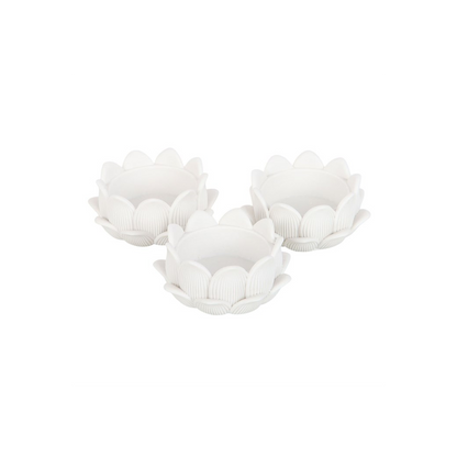 Set of 3 White Lotus Flower Tealight Holders